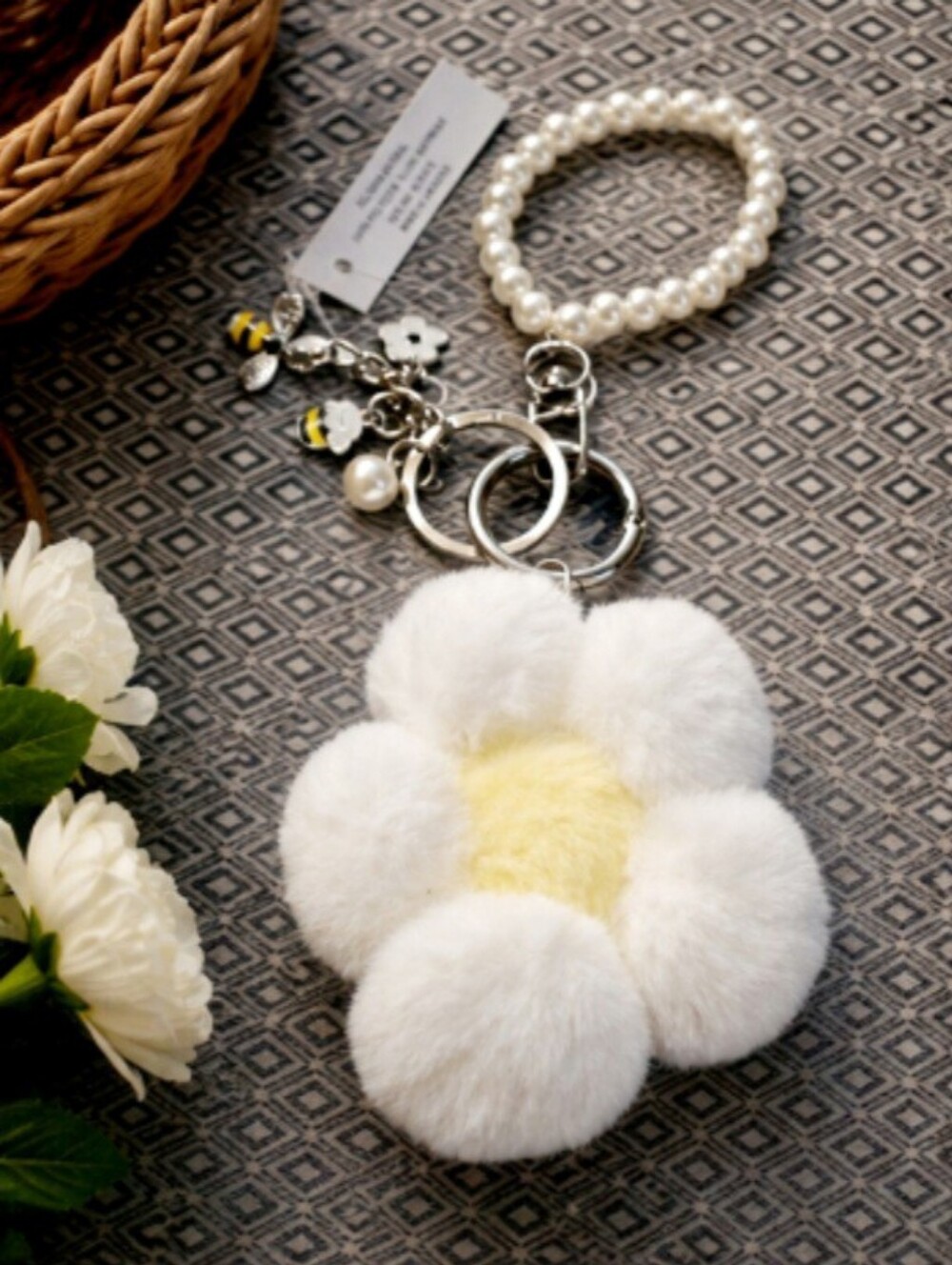 Pearl Style Bracelet Keychain with 4 Charms & White Plush Daisy Charm